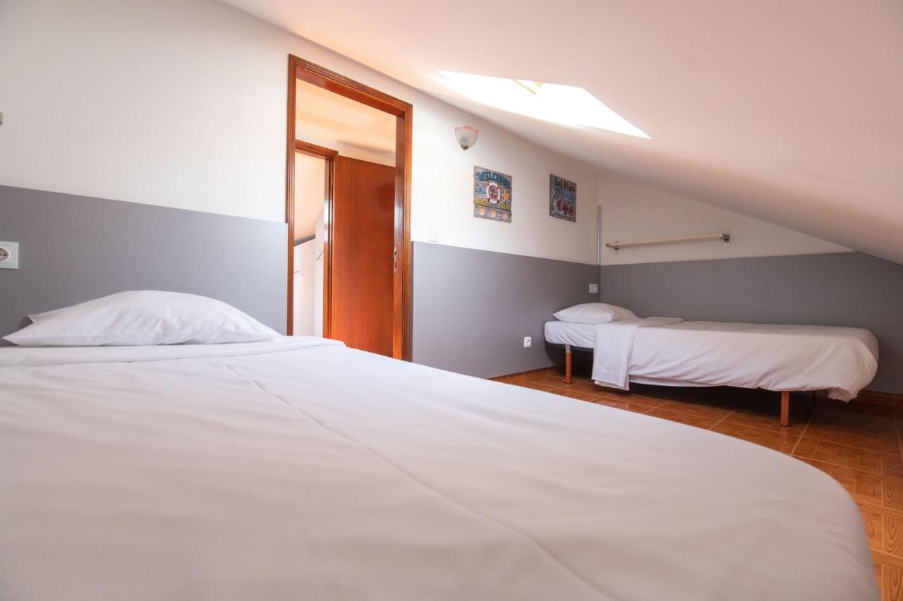 Steps To Beach 4Beds -Ac Self Check-In 2024 Reno Nazaré Buitenkant foto